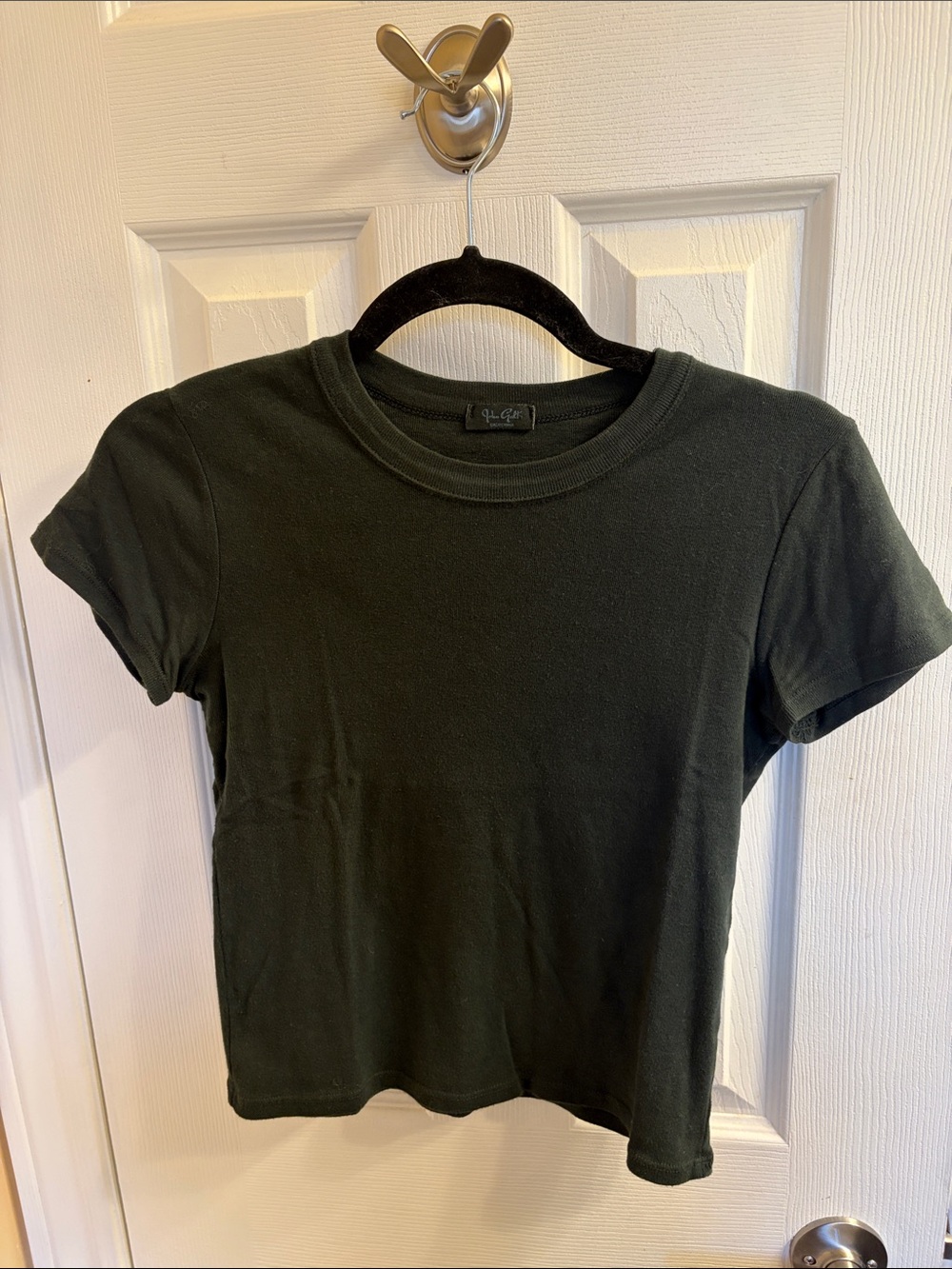 Brandy Melville John Galt Green Crewneck Short Sleeve Tee